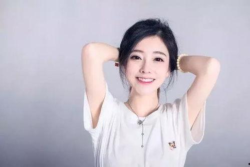 岑岑5.1直播吃瓜,瓜田李下，揭秘直播界的甜蜜诱惑
