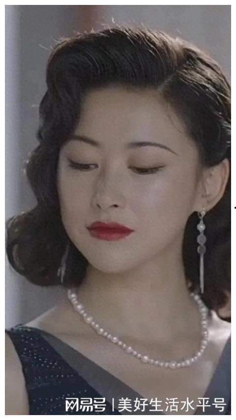 中国女明星全裸片,勇敢突破与争议漩涡